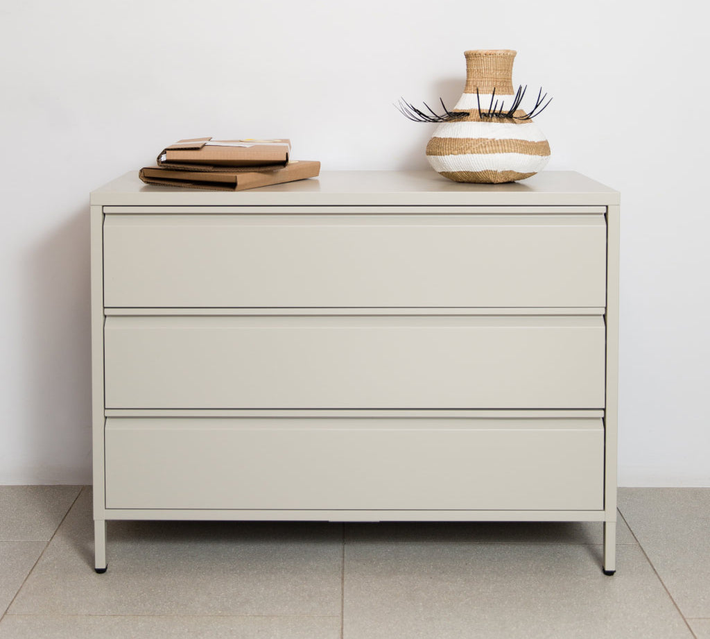 Live Popstrukt Feature: The Lookbook Studio