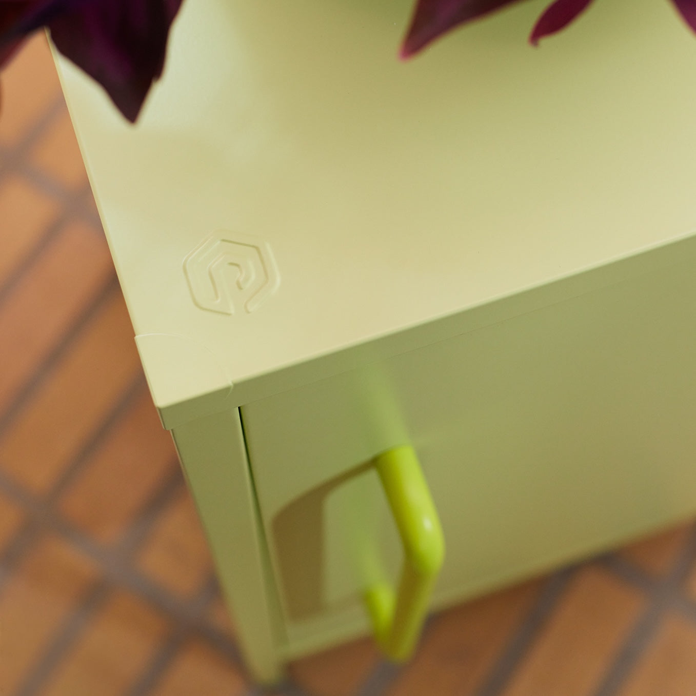 Sprinkles Side Table - Kiwi Fizz